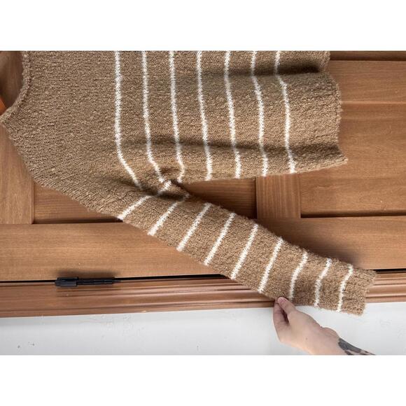 NWOT J.Crew Bouclé Striped Rollneck Sweater Wool/Alpaca Camel Neutral Women’s XS - Picture 3 of 12